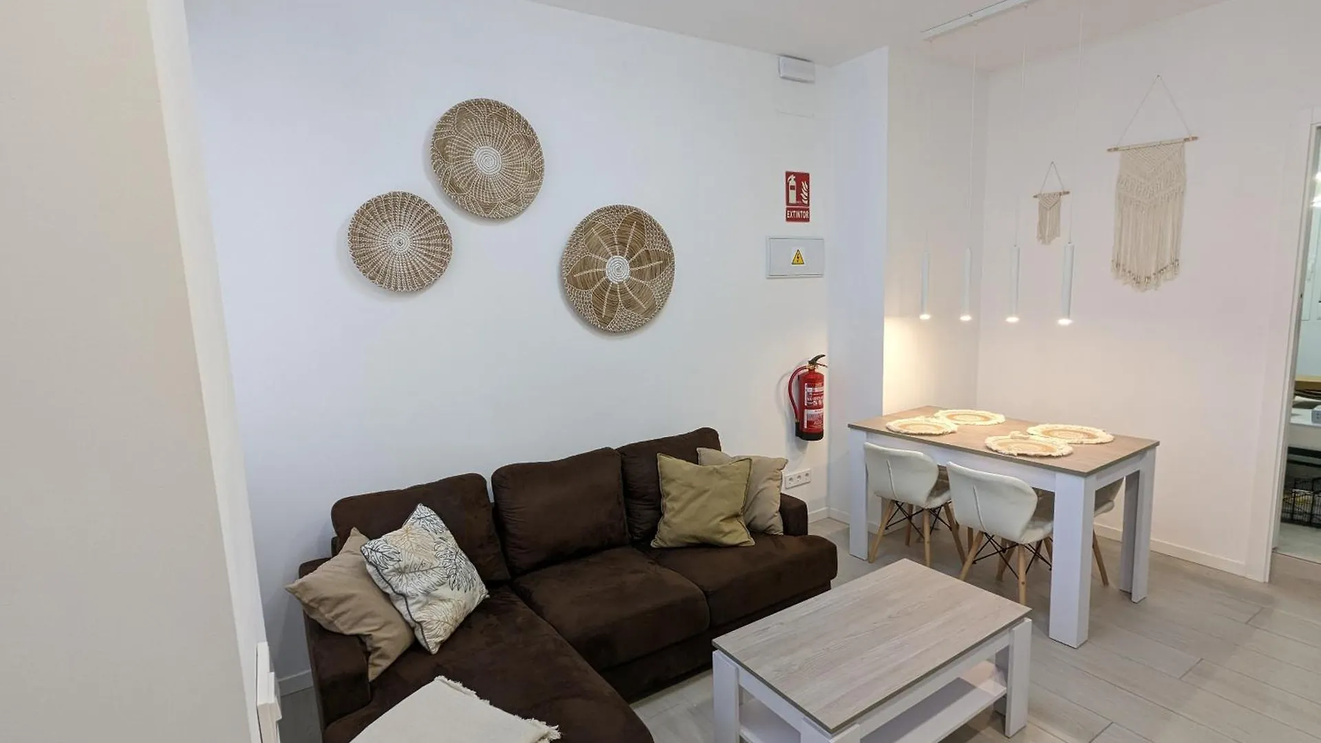 Quintana-Alcala Apartments Madrid